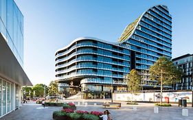 One Global Resorts Green Square